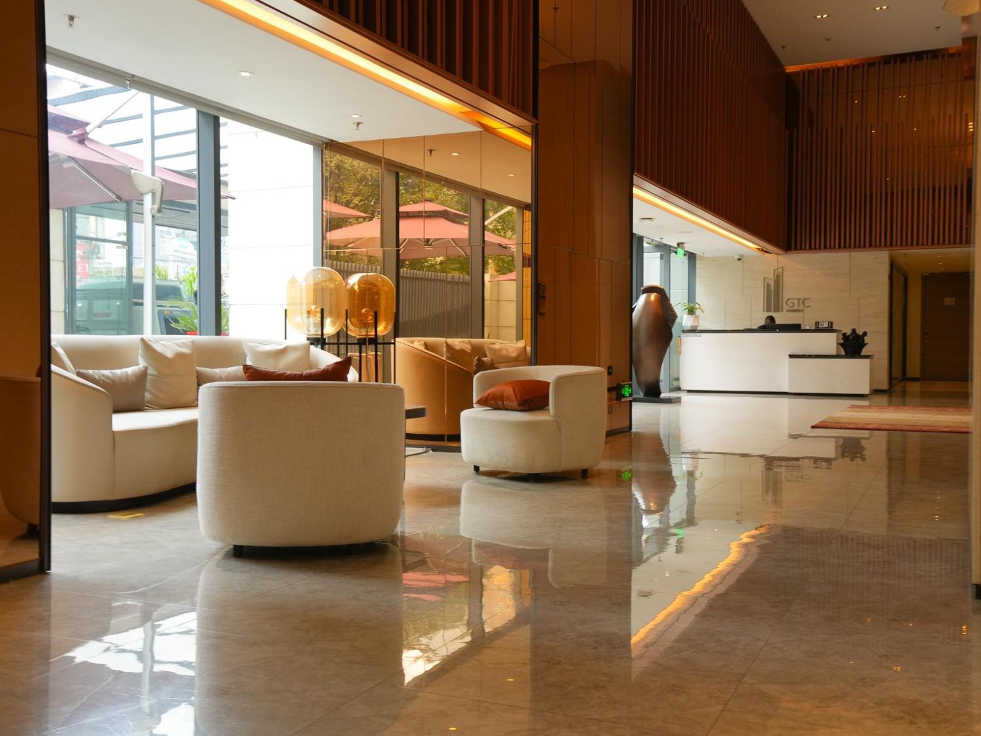 Executive 2br At Gtc Apartment