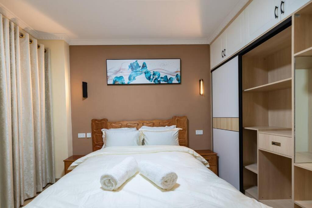 Exquisite 1bed With Free Parking Gym And Pool Nairobi