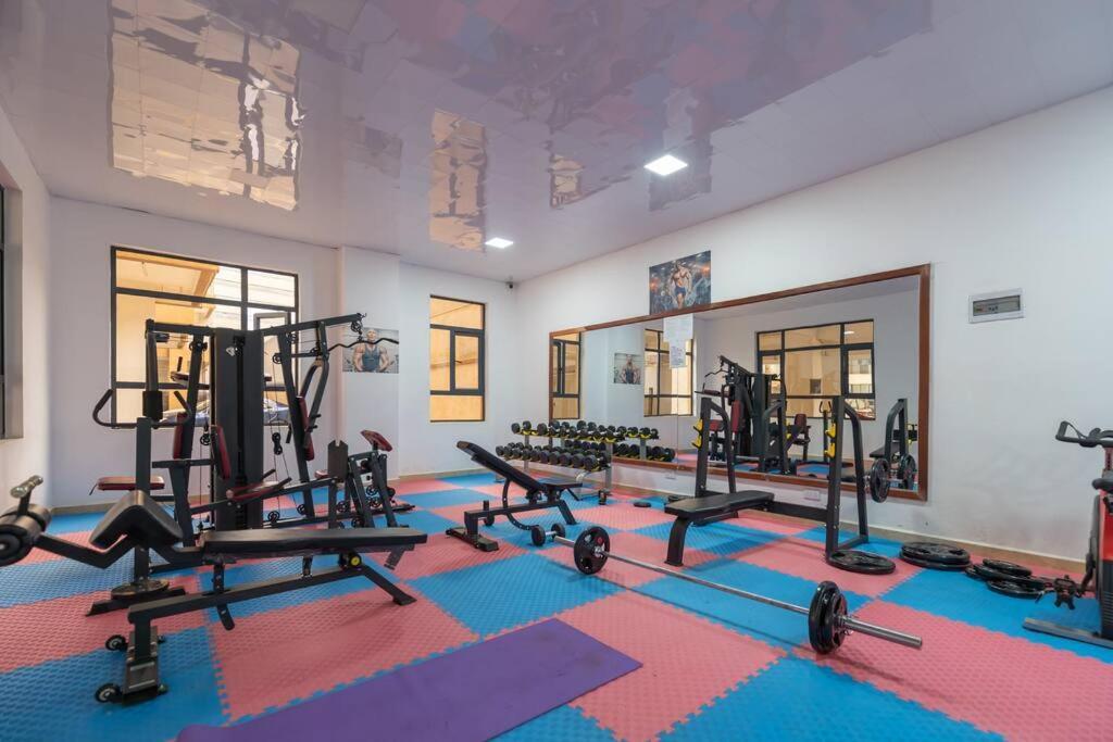 Exquisite 1bed With Free Parking Gym And Pool
