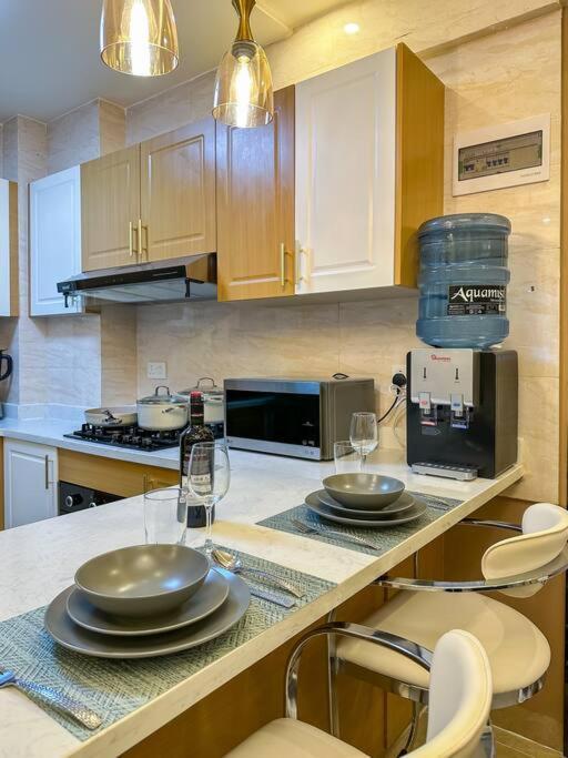 Exquisite 1bed With Free Parking Gym And Pool Nairobi