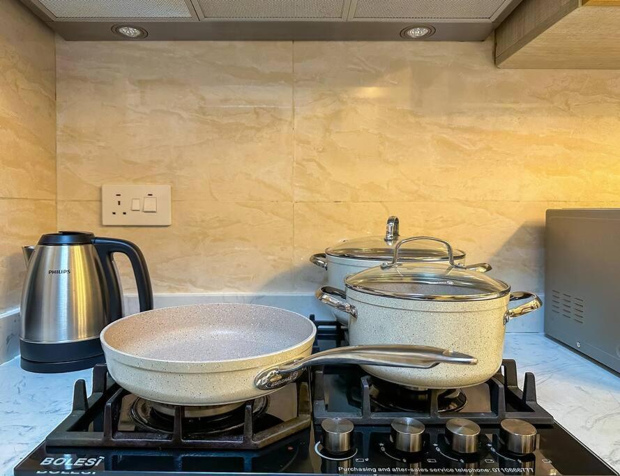 Exquisite 1bed With Free Parking Gym And Pool Apartment Nairobi