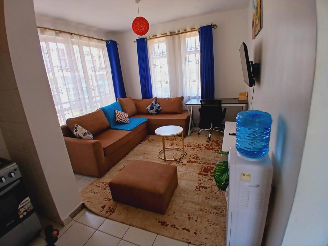 Racecourse Gardens One Bedroom * Nairobi