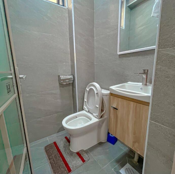 Apartment Brand New Cozy 2br With Heated Pool&gym Nairobi