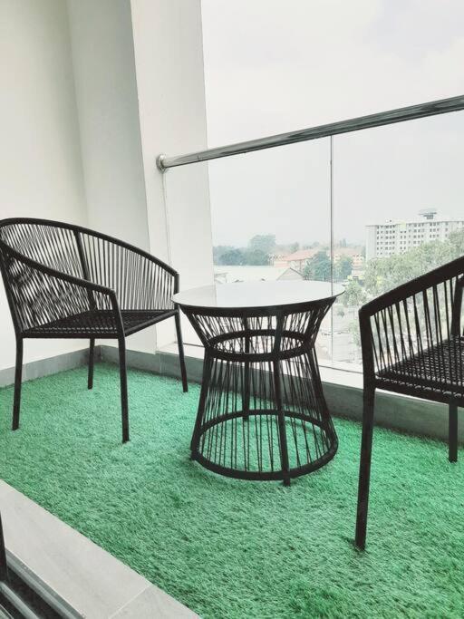Brand New Cozy 2br With Heated Pool&gym *