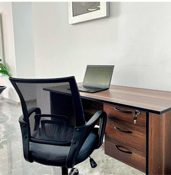Apartment Brand New Cozy 2br With Heated Pool&gym Nairobi
