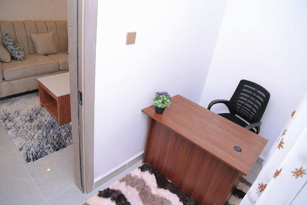 Apartment Cozy One Bedroom With Study At Valley Heights *