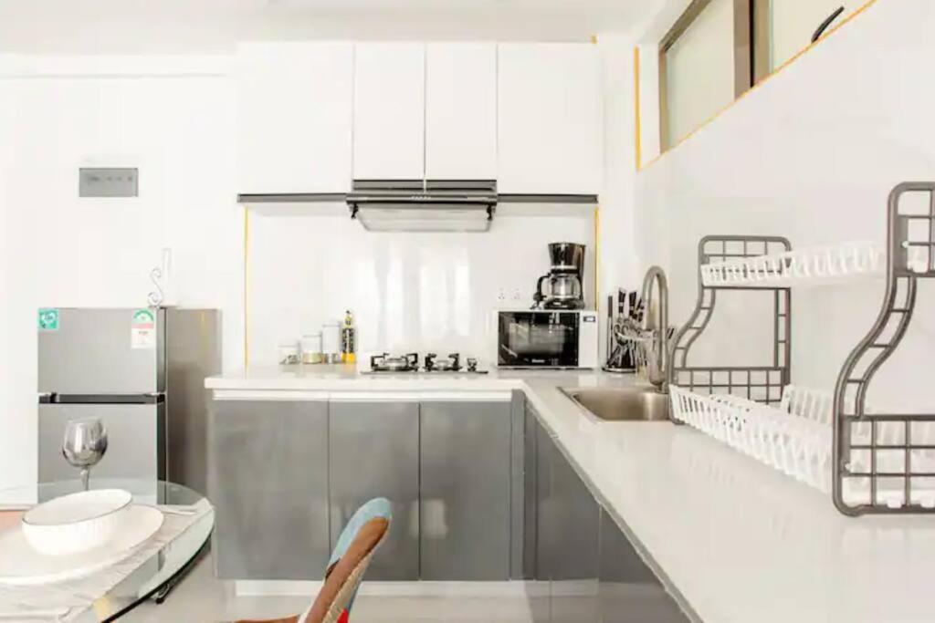 Cozy 1 Bedroom Gold Park Homes, Yaya Center * Nairobi