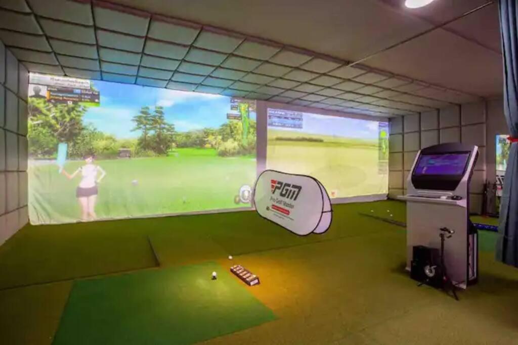 Gold Park 1br With Gym And Golf Simulator, Kilimani * Nairobi