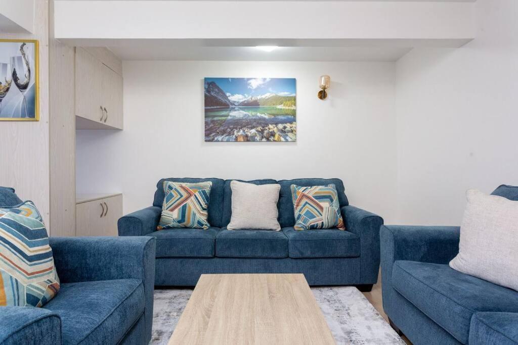 Executive 2br Penthouse Near Sarit Mall Westlands, Next To Movenpick Apartment *