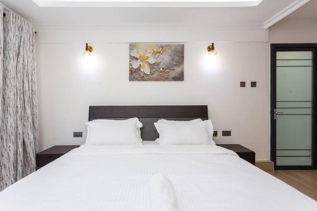Executive 2br Penthouse Near Sarit Mall Westlands, Next To Movenpick Apartment Nairobi