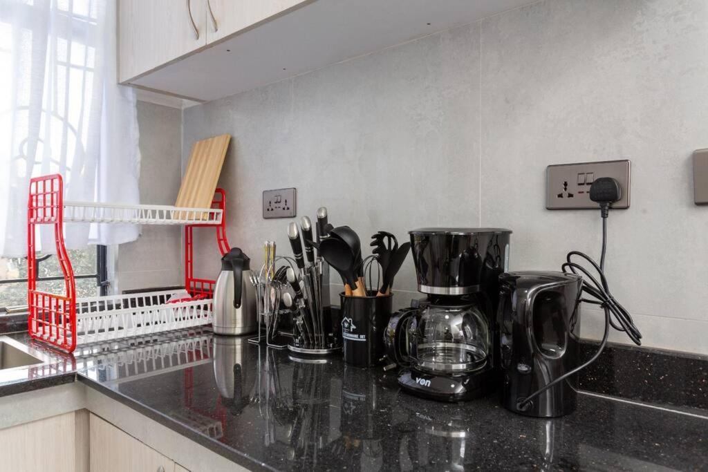 Executive 2br Penthouse Near Sarit Mall Westlands, Next To Movenpick Apartment Nairobi