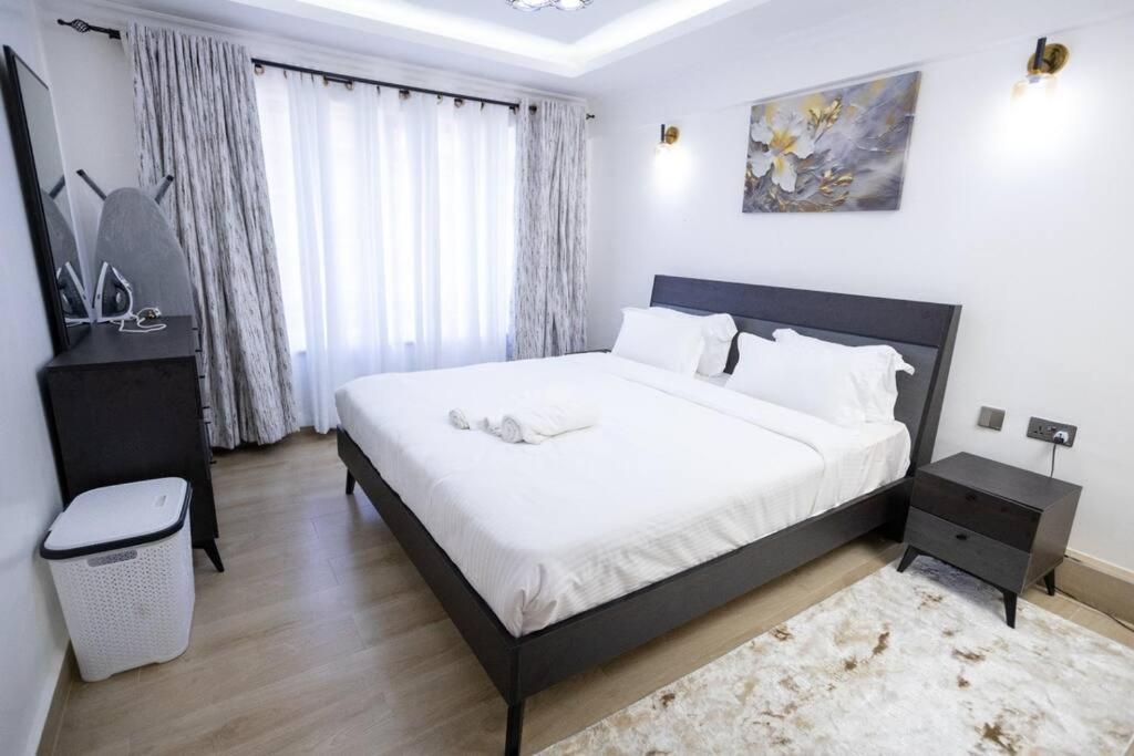 Executive 2br Penthouse Near Sarit Mall Westlands, Next To Movenpick Nairobi