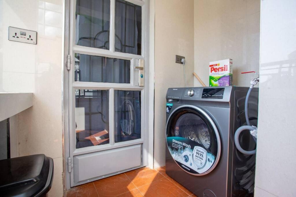 Executive 2br Penthouse Near Sarit Mall Westlands, Next To Movenpick Nairobi