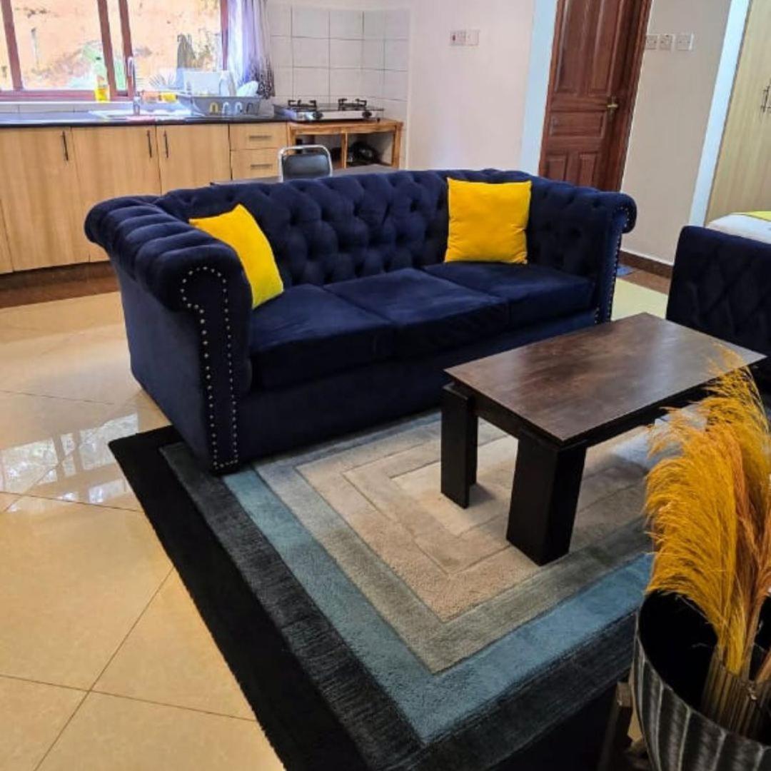 Cozy Near Un & 2 Rivers Mall Apartment Nairobi