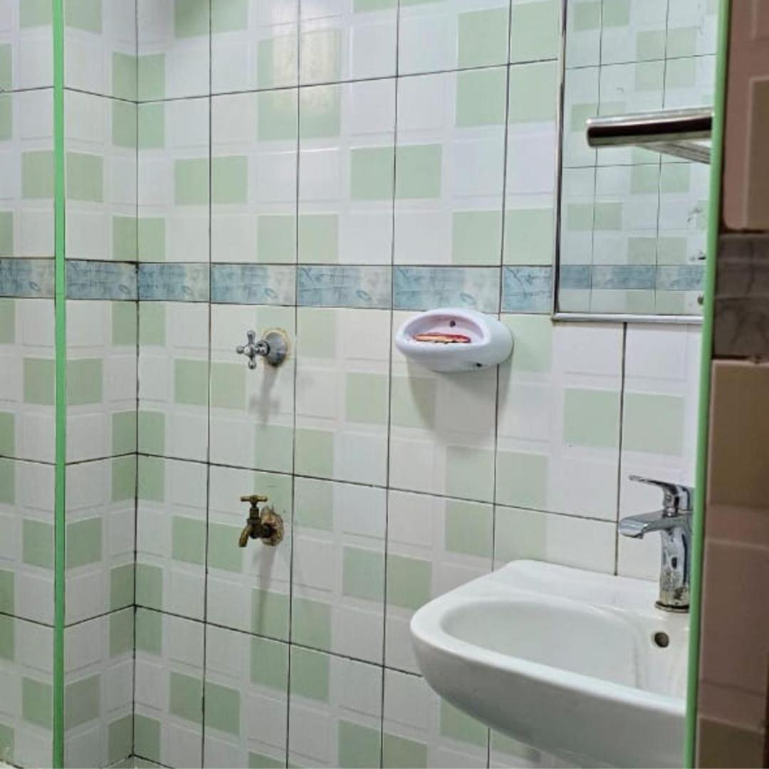 Cozy Near Un & 2 Rivers Mall Nairobi