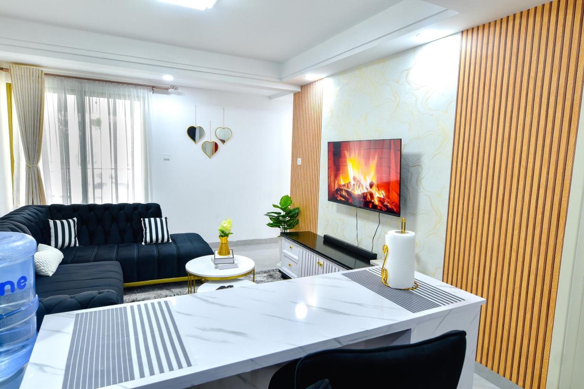 Meg's Serenity _kilimani Apartment *
