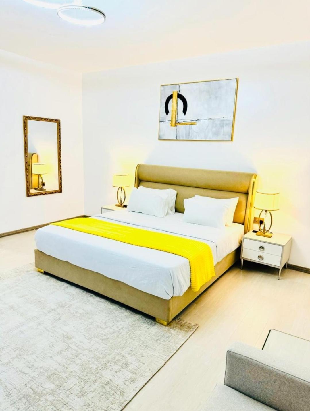 Apartment Executive Fourbedroom