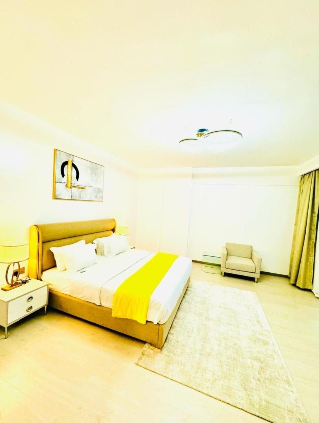 Apartment Executive Fourbedroom *