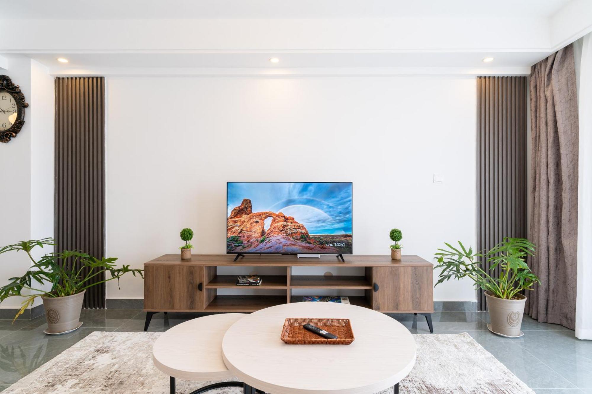 Apartment Airy With Gym, Stunning View At Riverside