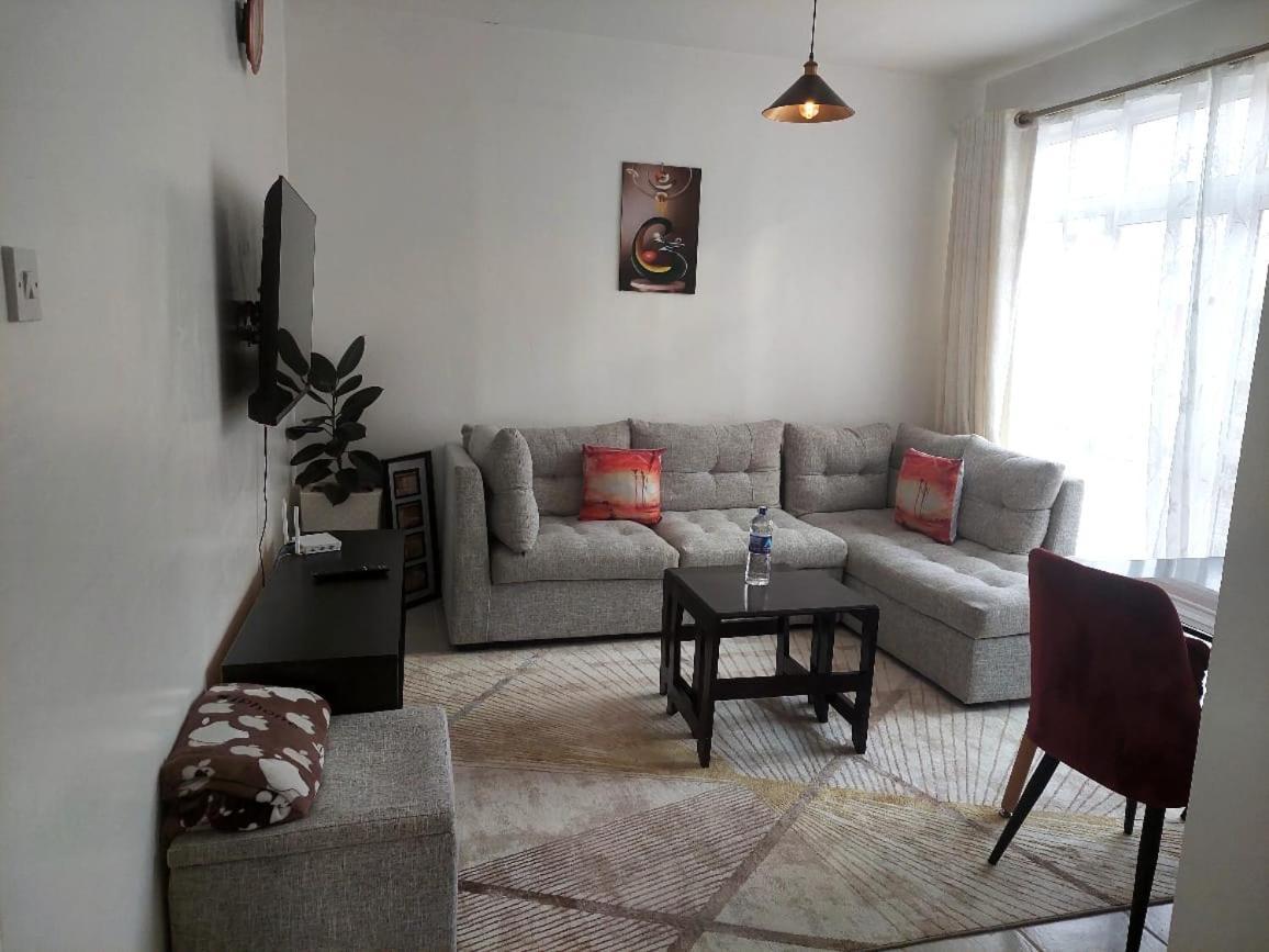 Cosy 1 Bedroom With 2 Tvs *