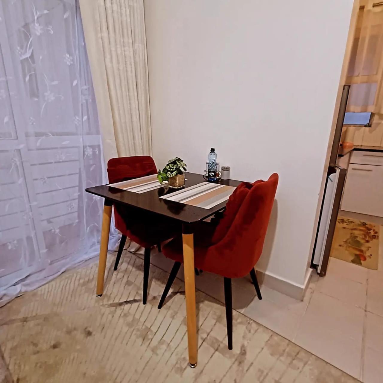 Cosy 1 Bedroom With 2 Tvs Apartment Nairobi