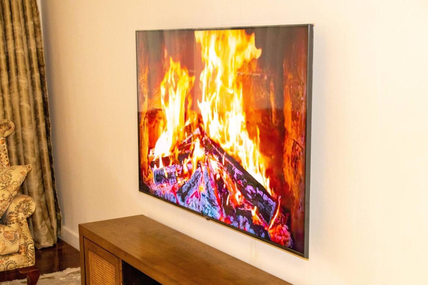 Un Accredited 2br3bedspoolgymfullpower Backup70inchtv * Nairobi