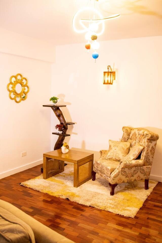 Apartment Un Accredited 2br3bedspoolgymfullpower Backup70inchtv Nairobi