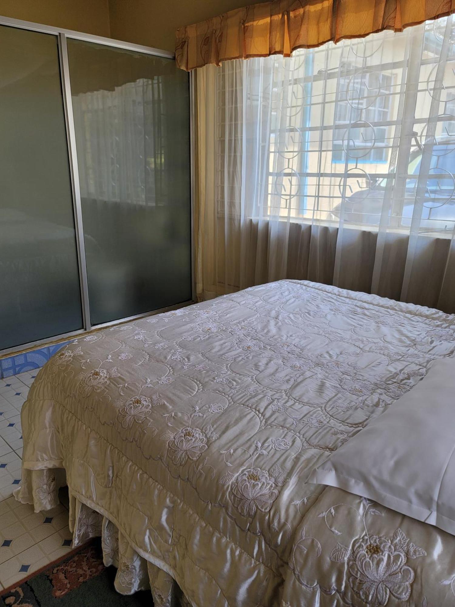 Dreamland 2* Nairobi