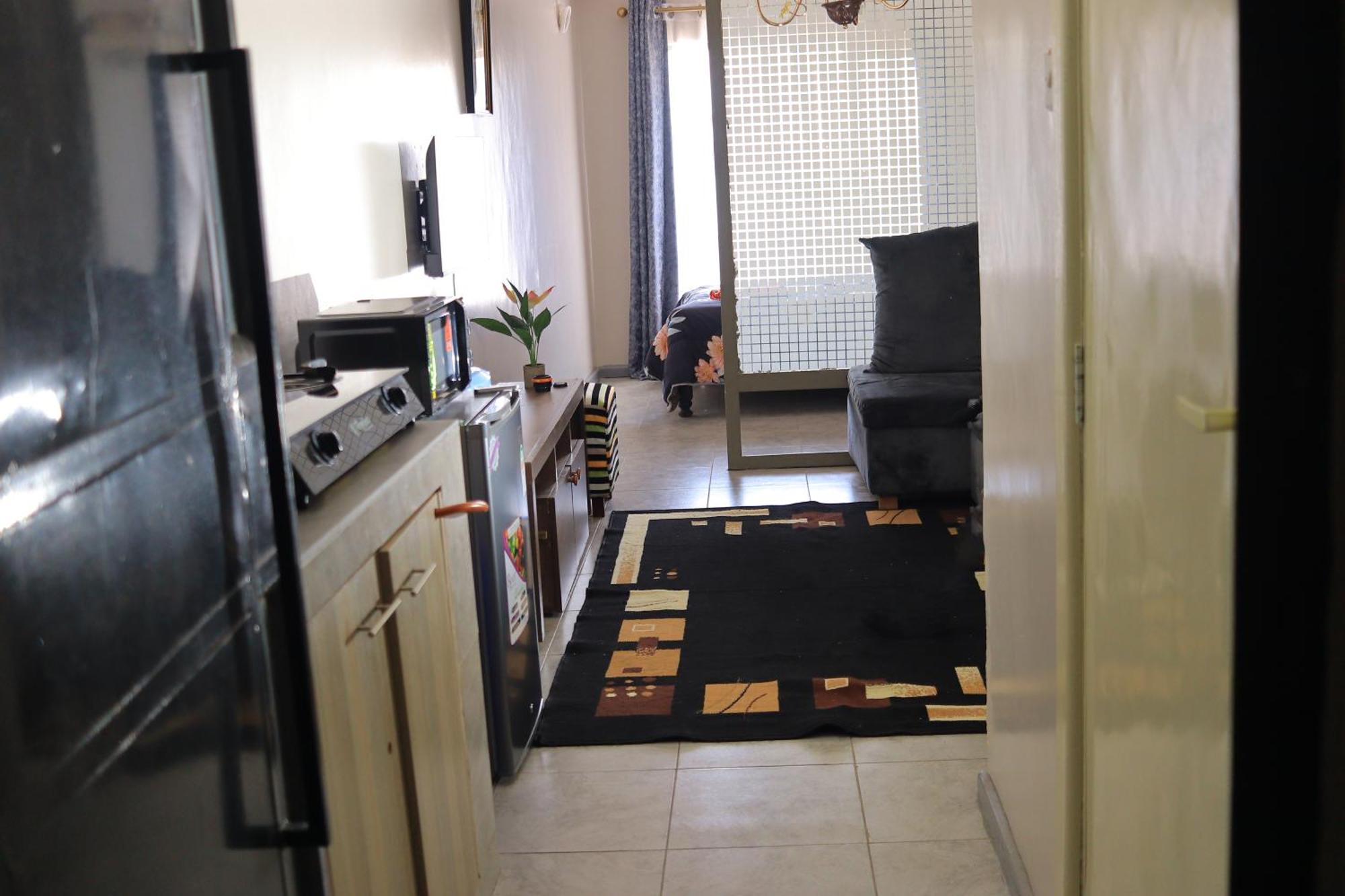 Convenient Cozy Spot Near Airport *