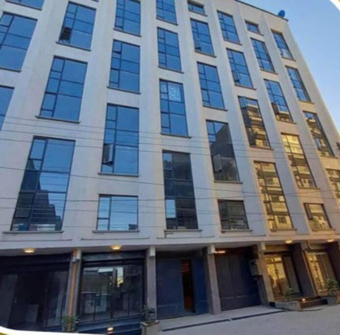 Apartment Convenient Cozy Spot Near Airport