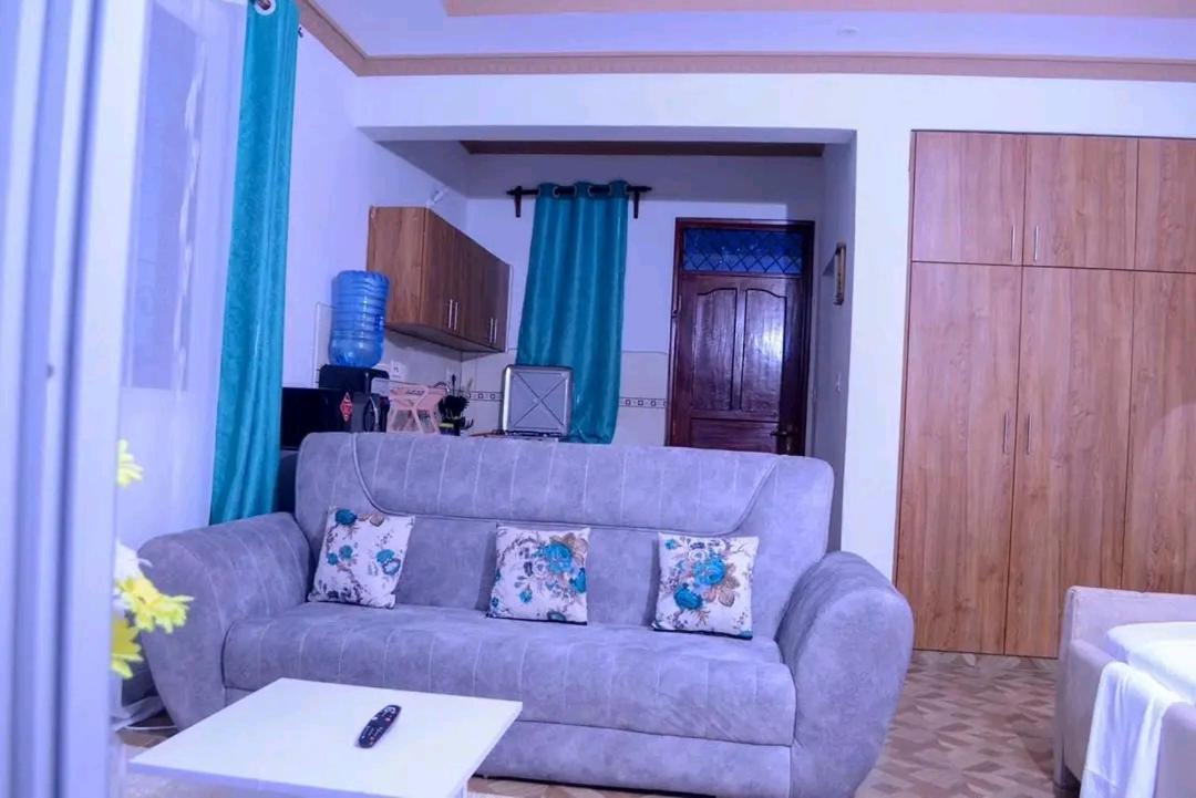 Universal Near Jkia Apartment *