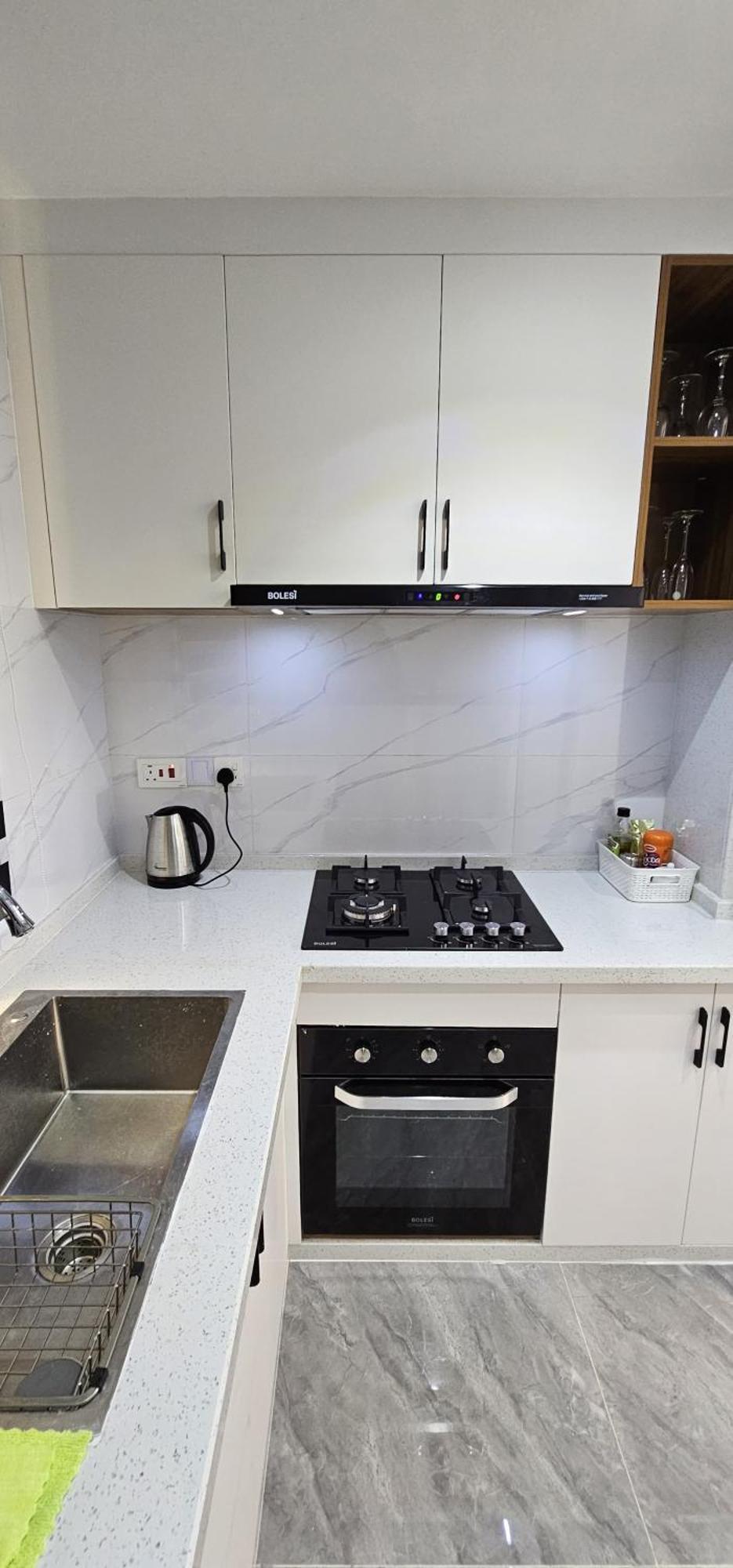 Luxurious In Kilimani