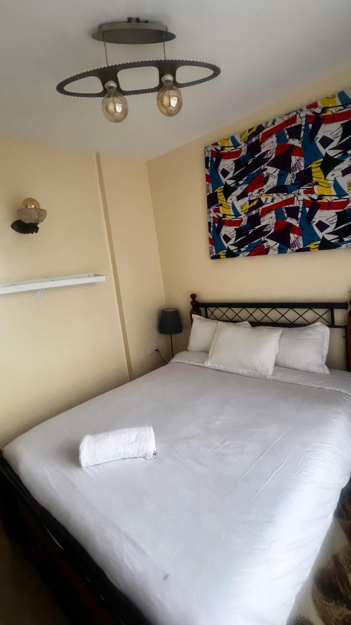 Apartment Luxury One Bedroom Ngong Road *