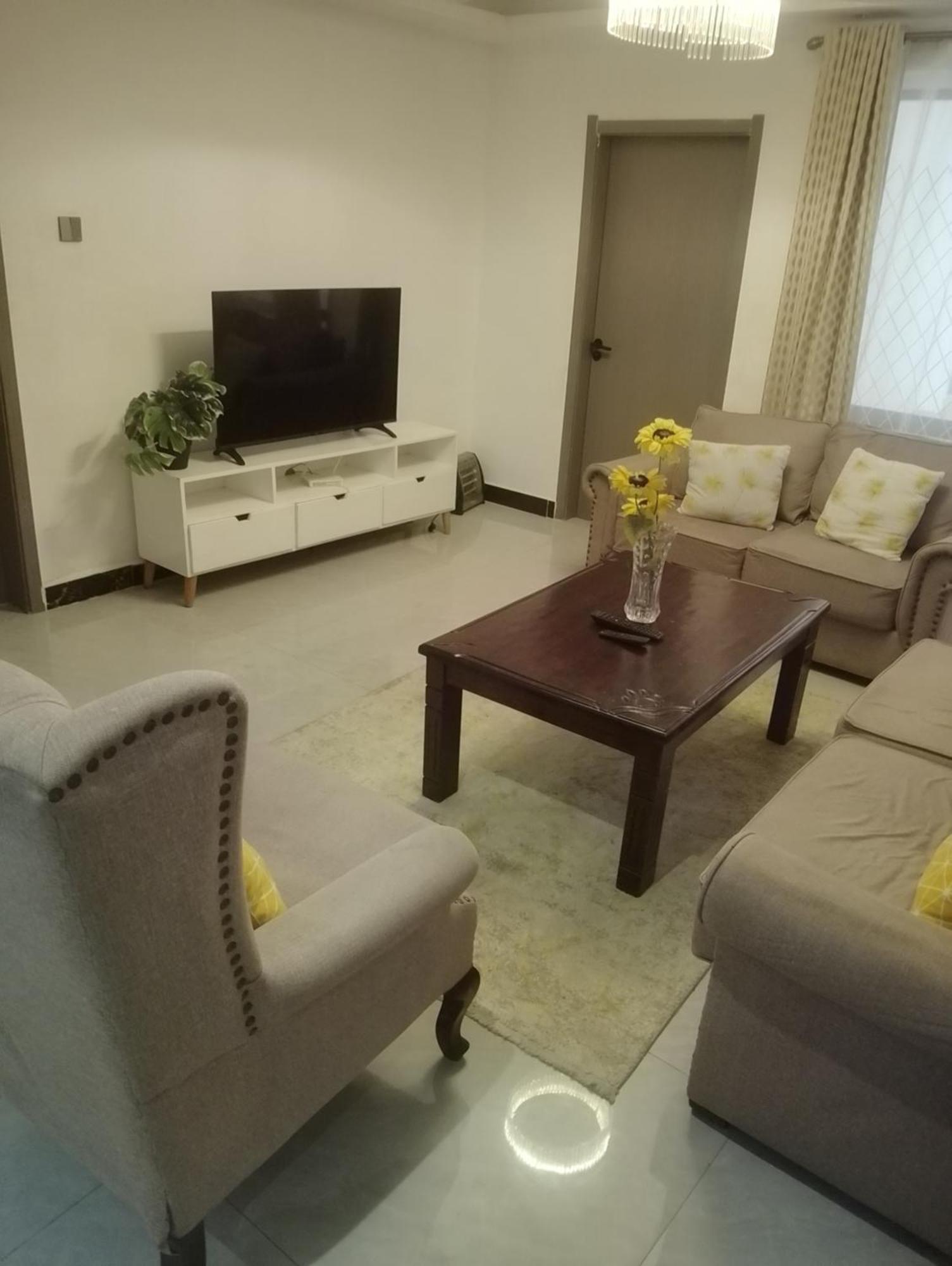 Apartment Beautiful 2 Bedroom At Royal Garden