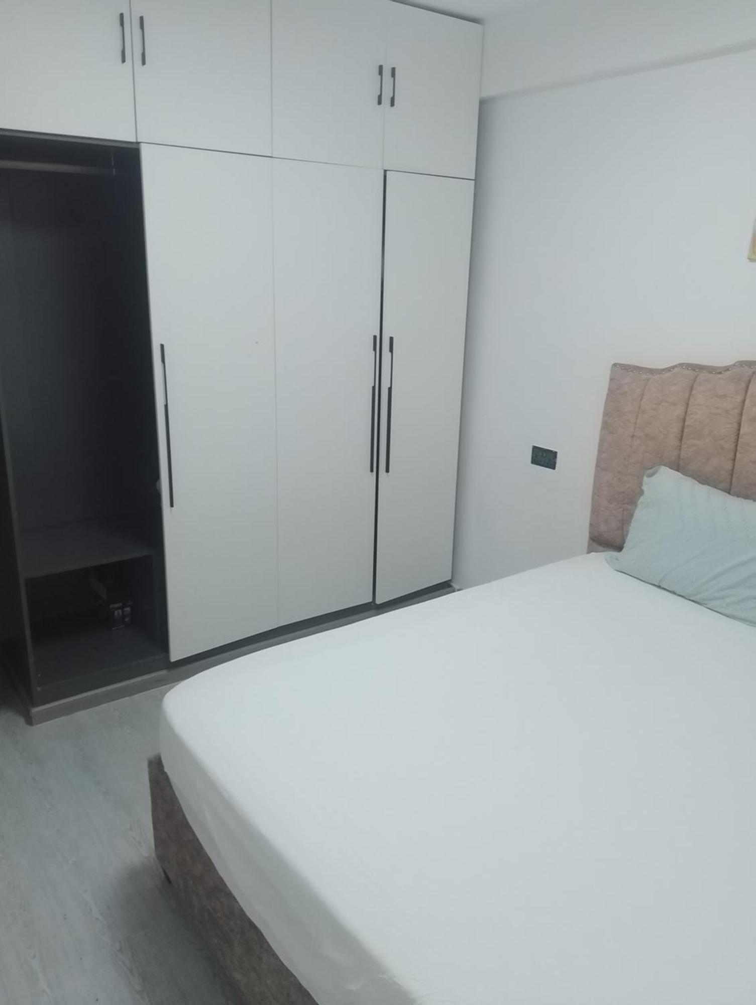 Beautiful 2 Bedroom At Royal Garden