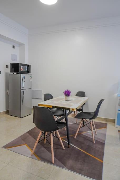 Ruaka With A Swimming Pool Apartment *