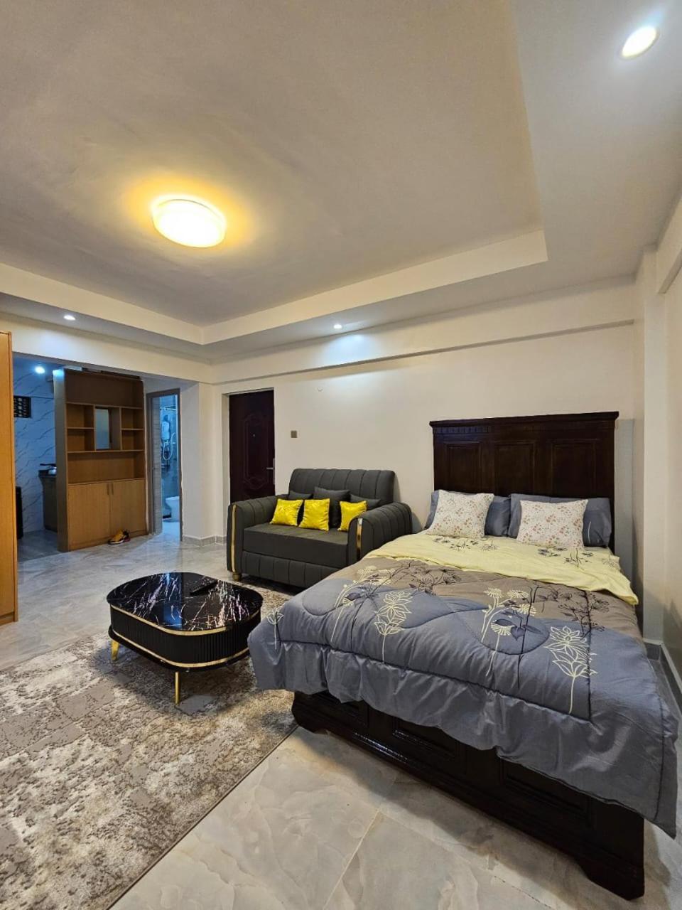 Studio 1108 Apartment