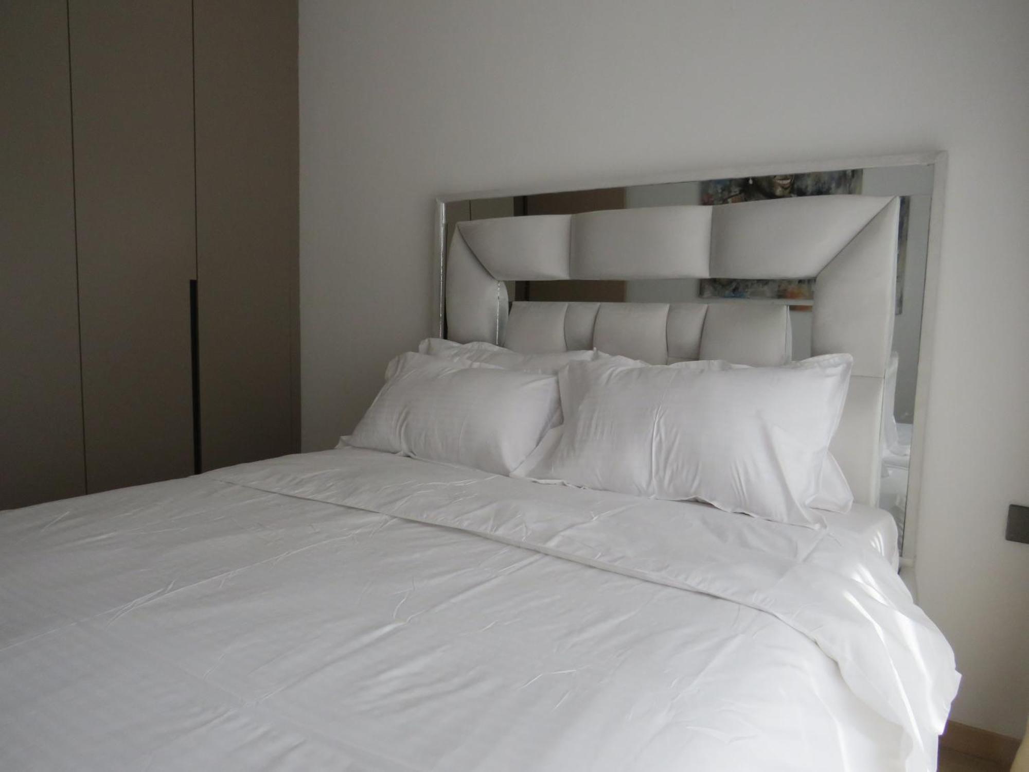 Pella 1 Apartment