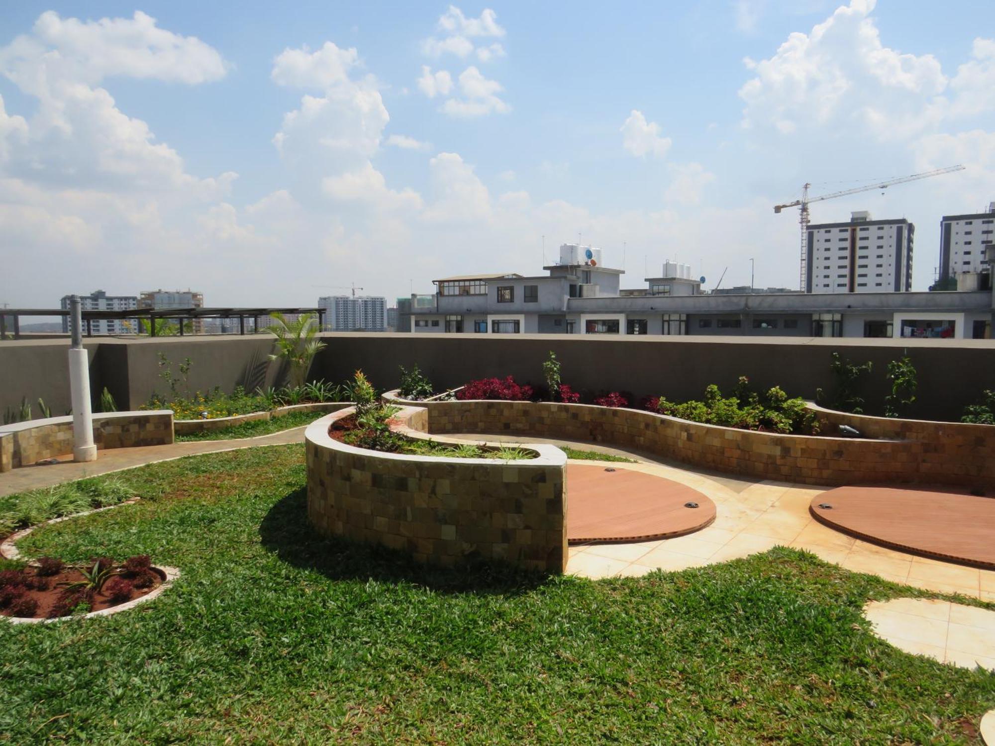 Pella 1 * Nairobi
