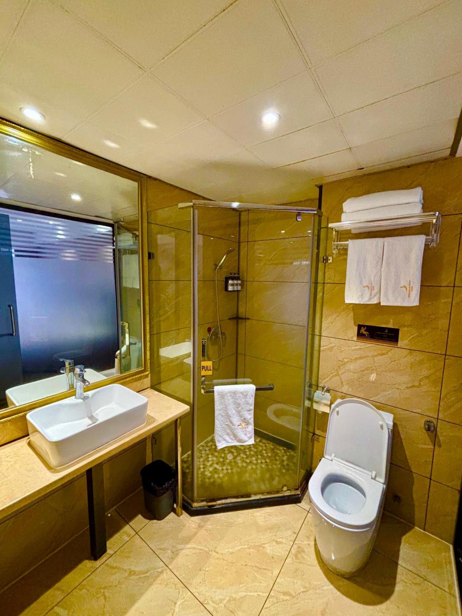 Hotel Swiss Lenana Mount