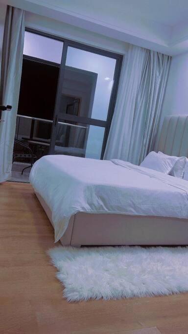 Apartment Boldbrillianceluxuryapartments *