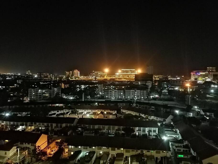 The Attic Place Apt, South B With View Nairobi