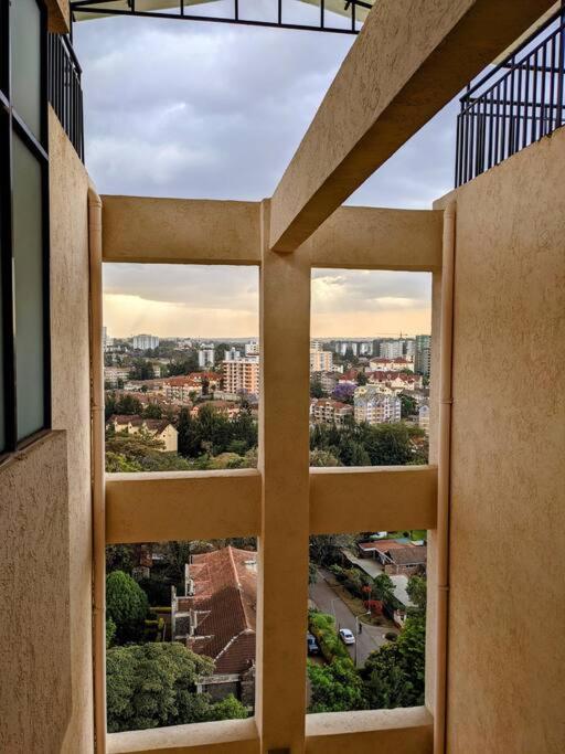 Apartment Comfortable Fully-equipped With Free Wifi, Gym & Amazing Rooftop Views *