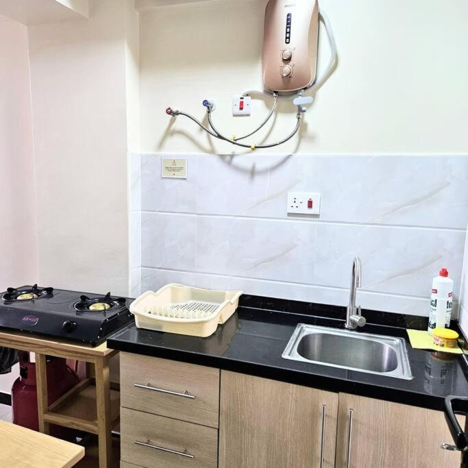 Apartment Comfortable Fully-equipped With Free Wifi, Gym & Amazing Rooftop Views