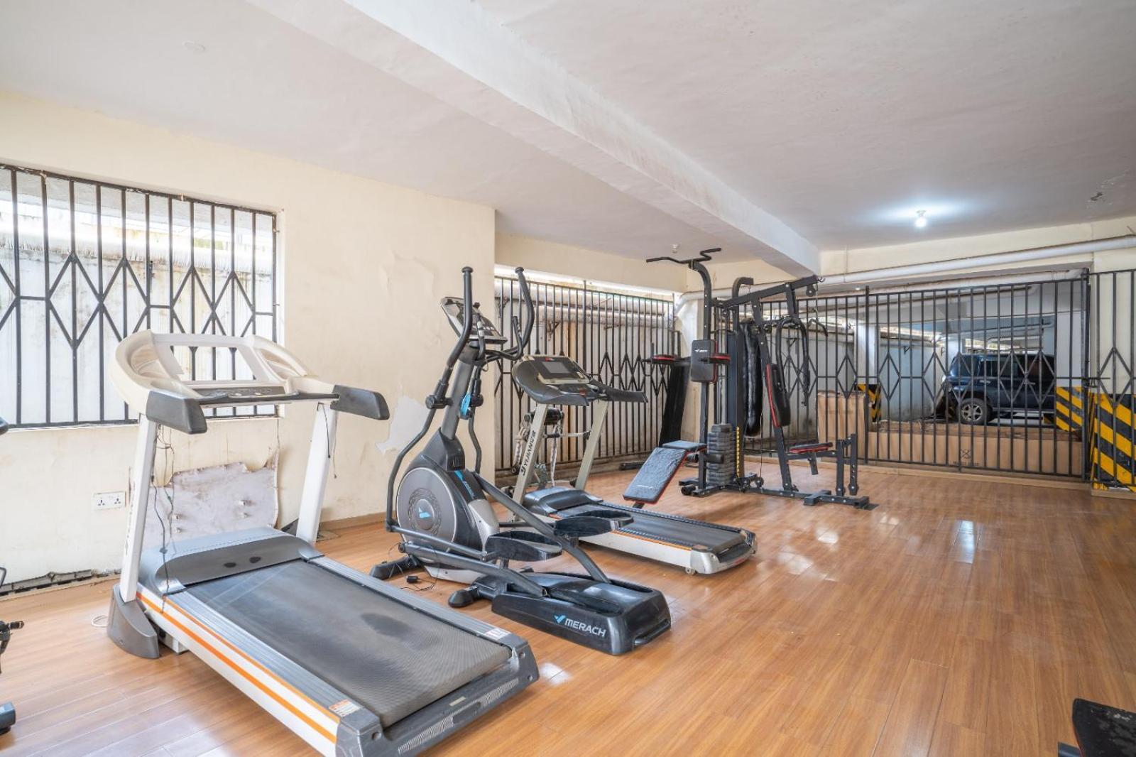 1 Bed And Exta Bedroom At Kilimani Yaya Centre-nairobi * Nairobi