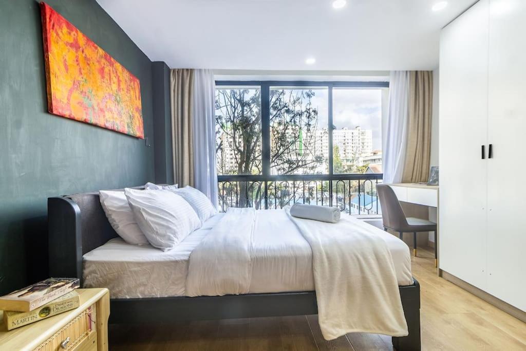 Luxe With Pool, Gym And Work Space Nairobi
