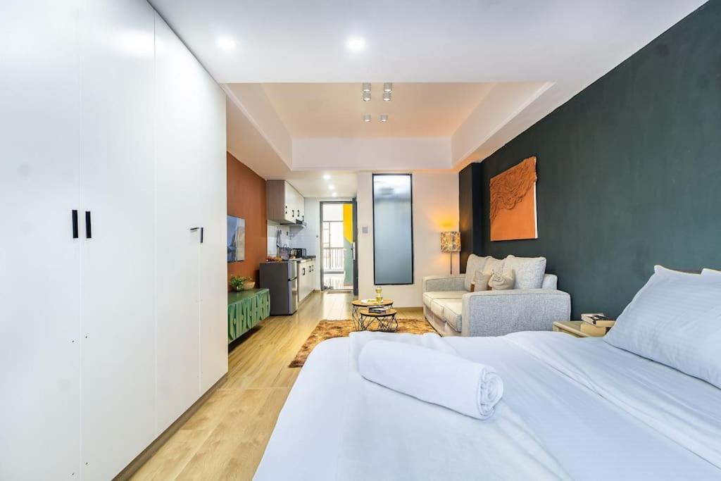 Apartment Luxe With Pool, Gym And Work Space Nairobi