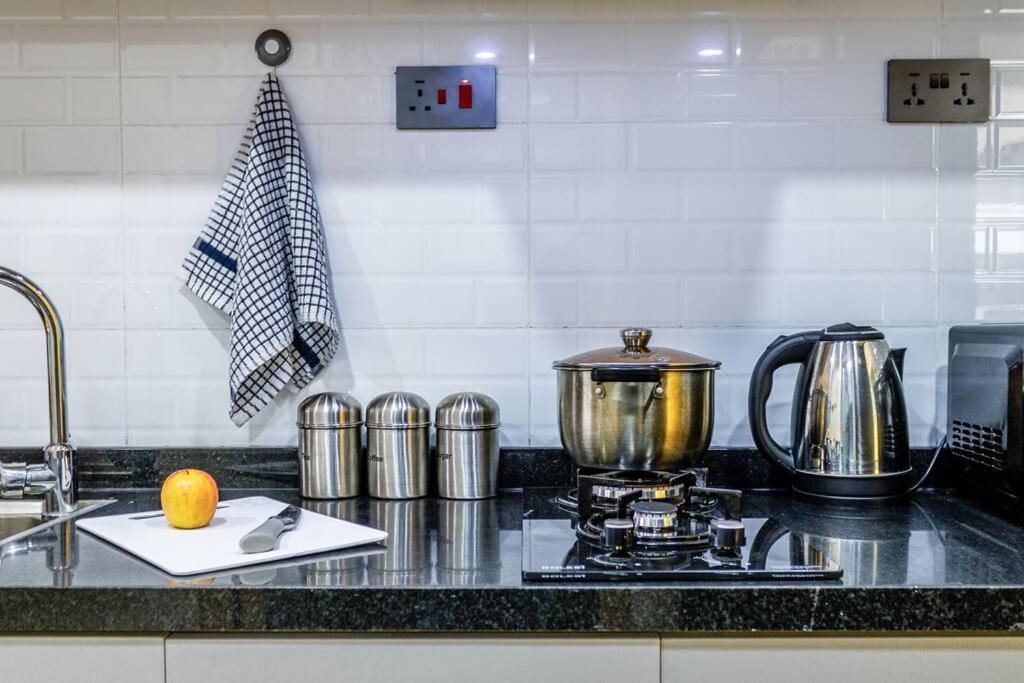 Apartment Luxe With Pool, Gym And Work Space Nairobi