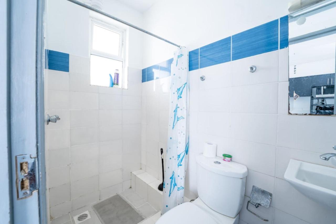 Blissful And Comfy 1 Bedroom With Pool ,netflix And Gym Apartment *
