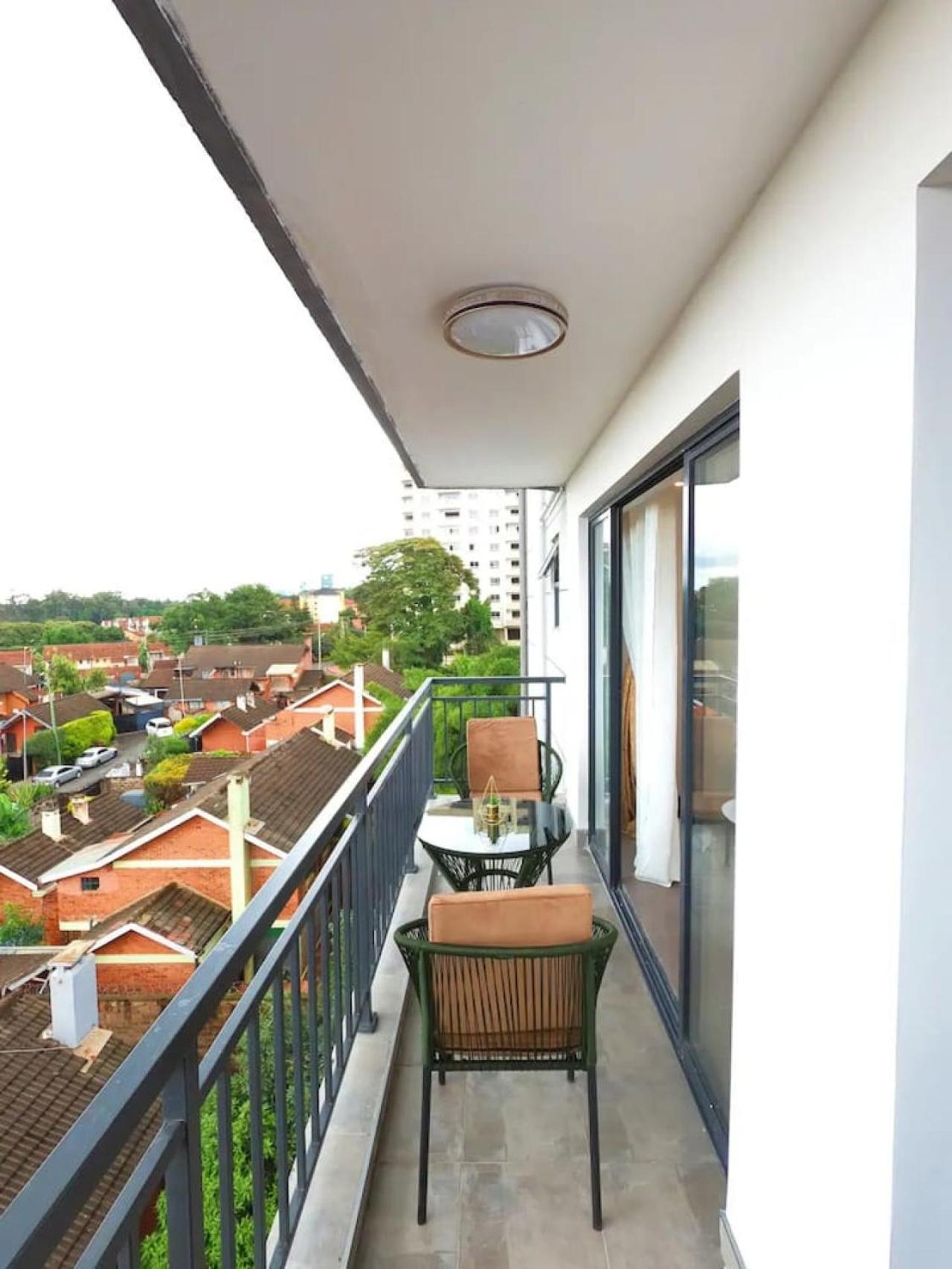 Spacious 1bedroom Kileleshwa With Gym, Fast Wifi And Children Playground Apartment